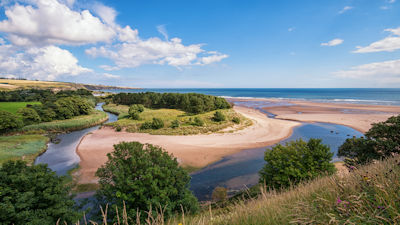 Lunan Bay