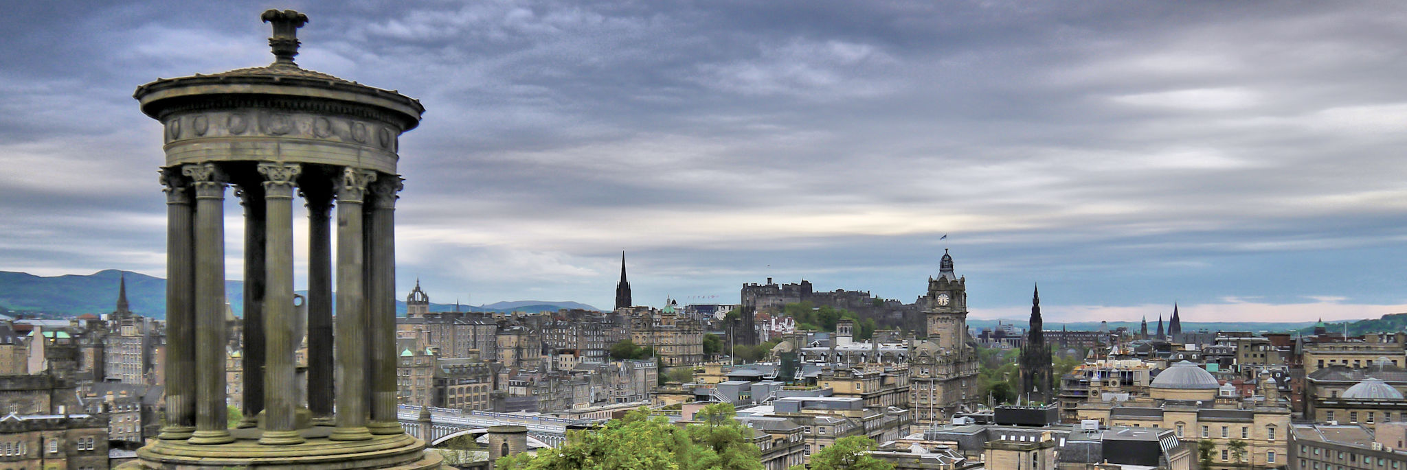 Edinburgh skyline