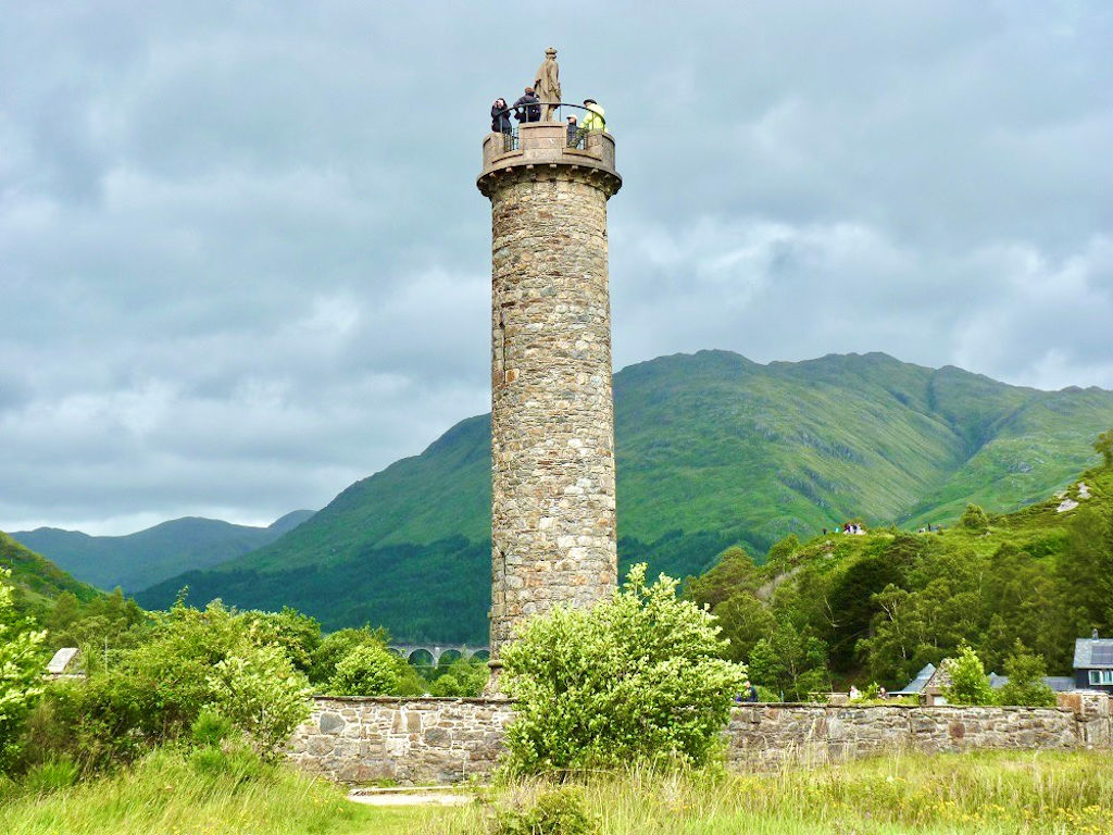 Glenfinnan monument in the Scottish Highlands