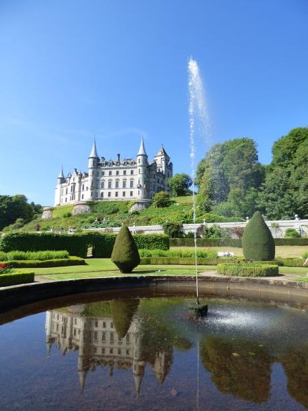 Dunrobin Castle photo by Auld Post Office B&B