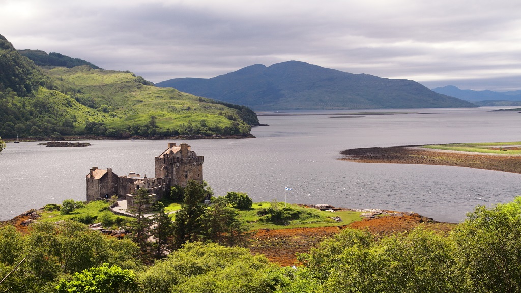 castles in the scottish highlands and skye